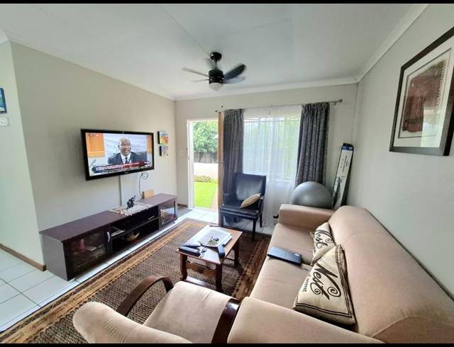 3 BEDROOM TOWNHOUSE FOR SALE IN ERASMUSKLOOF